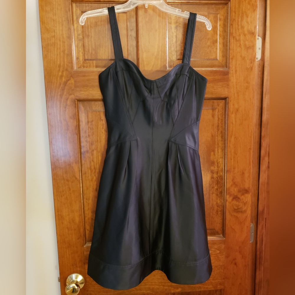 Really cute black dress! Sz 6